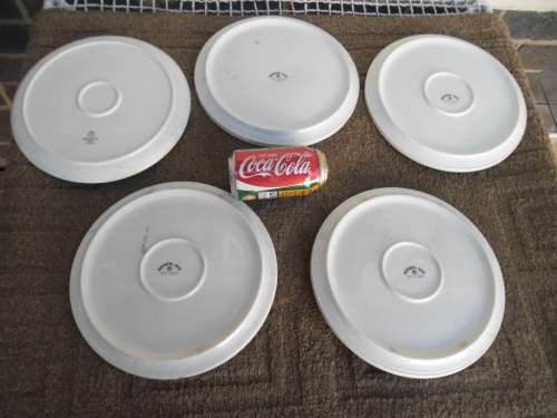 rare old wall hanging 5 Rugby plates highly collectable add Postnet to Postnet postage R140