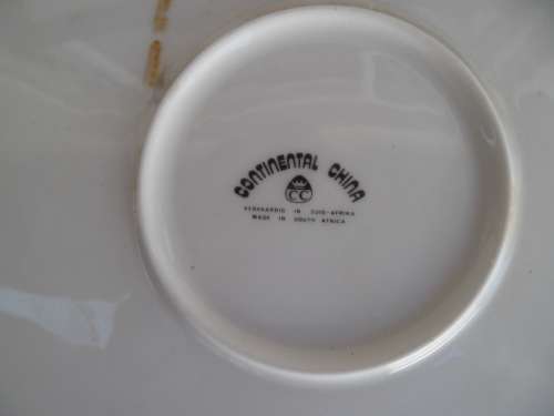rare old wall hanging 5 Rugby plates highly collectable add Postnet to Postnet postage R140