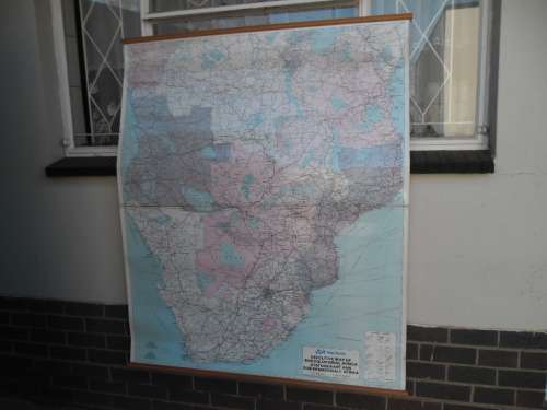 very large Africa map size is 1580mm x 1300mm collection only