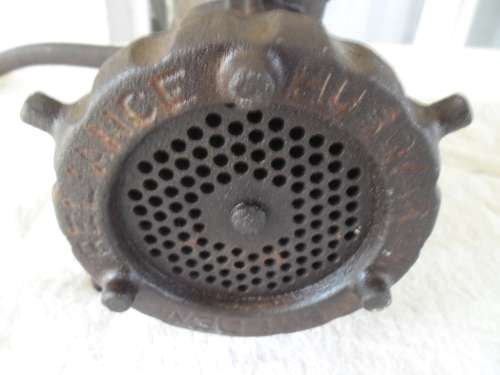 very heavy Husovarna 22 Reliance Sweden mincer for decor