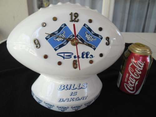 Large Bulls is Bakgat porcelaine Rugby boll add