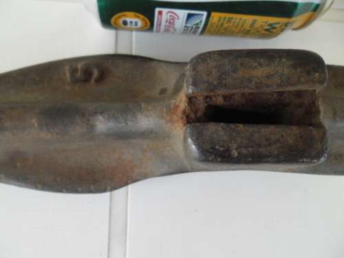 Solid no. 5 cast iron last shoe very heavy