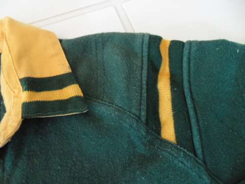 L - 1999 rugby SA word cup thick wool SA airways crew juysey