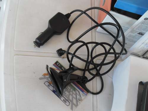 Garmin nuvi 205W GPS with charger and bracket with box working add to your order Postnet post R100
