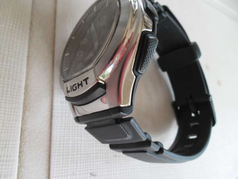 Casio AQ-180W mens watch working