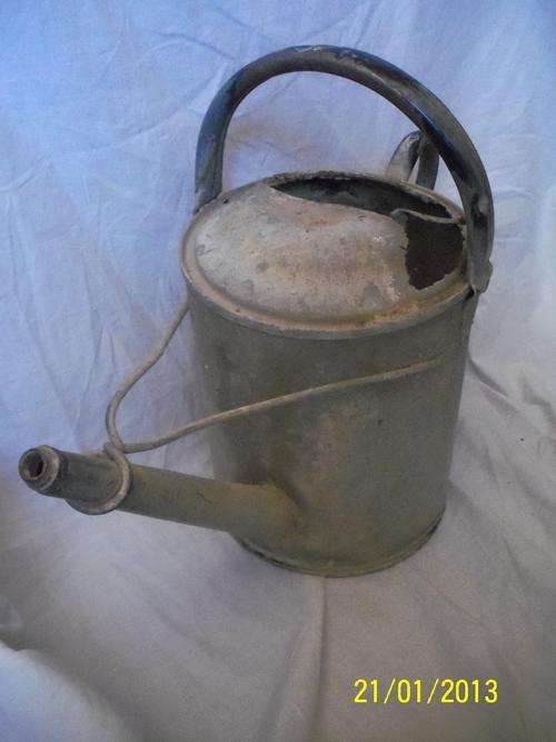 WATERING CAN -2GALLON(VERY RUSTED)