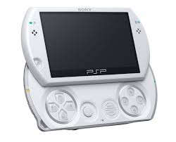 **WHITE PSP GO**