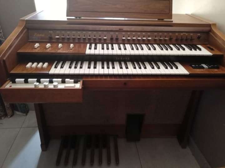 YAMAHA ELECTONE D-2B ORGAN