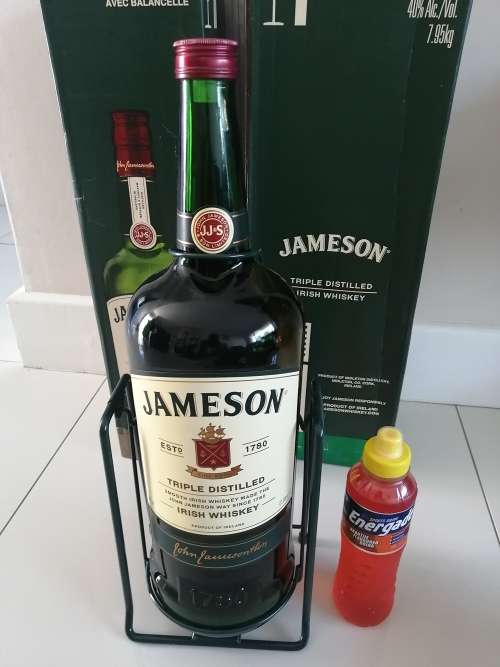4.5liter JAMESON Irish Whiskey in Cradle