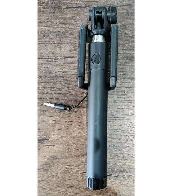 FOLDABLE 3.5MM JACK PLUG AND PLAY SELFIE STICK