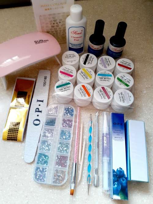 12 Colour Builder Gel Nail Kit