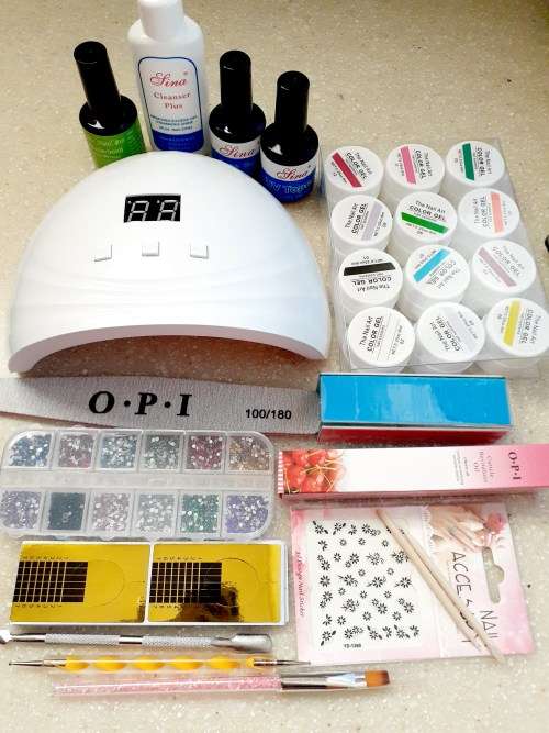 12 Colour Builder Gel Nail Kit