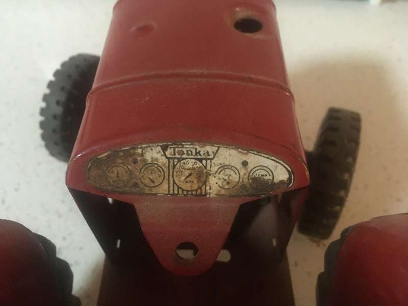 Tonka Toy Tractor `Played With` Condition As per Photo`s 15cm Wide x 23Cm Length