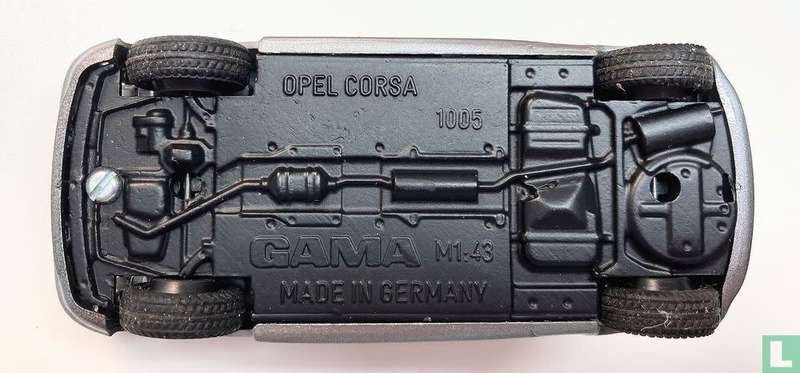 Opel Corsa Gama Silver Boxed 1-43