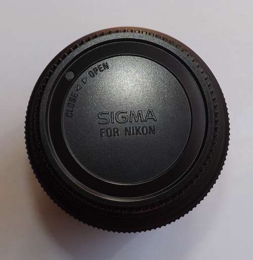 Sigma Macro Lens For Nikon + Bag
