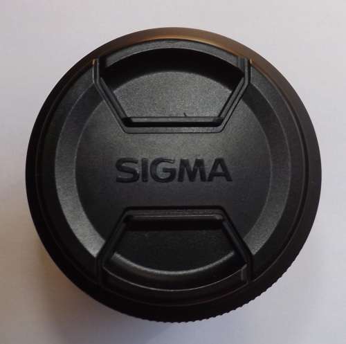 Sigma Macro Lens For Nikon + Bag