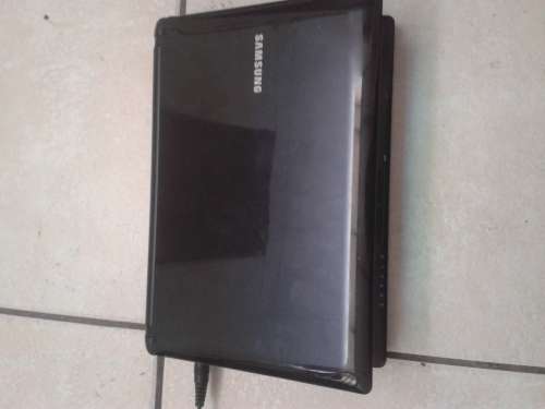 Samsung N150 Intel Atom 1.6ghzs, 1g ram , 160g HDD, wINDOWS 7 Ultimate