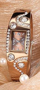 Women's Watch Diamond Decor Style Bracelet - Bronze