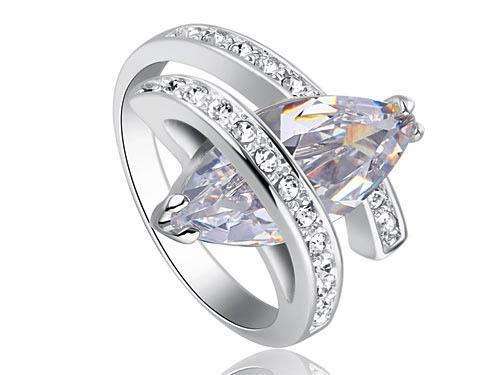 Stunning!GORGEOUS 4 CT DESIGNER CR DIAMOND RING! SIZE 7