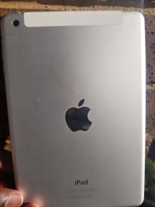 Ipad Mini - 16GB - Wifi + GSM - Good Condition