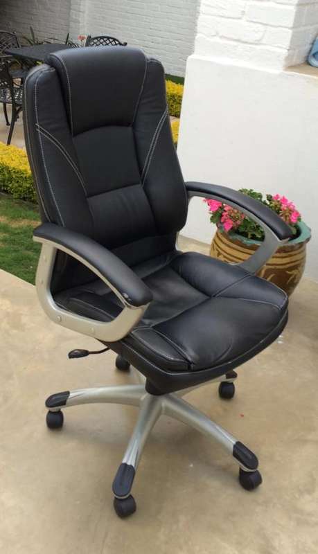 Executive chair