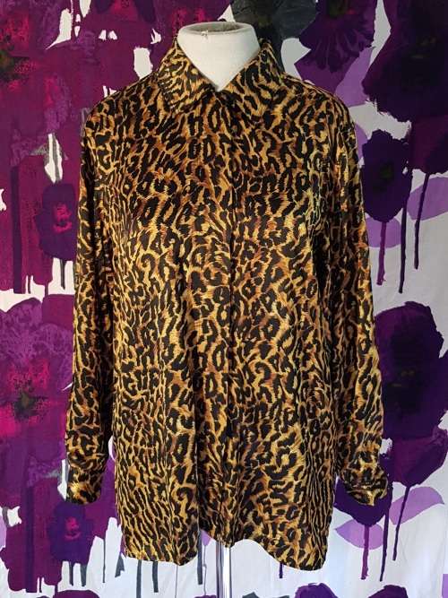 100% Silk Blouse Animal Print Size Small
