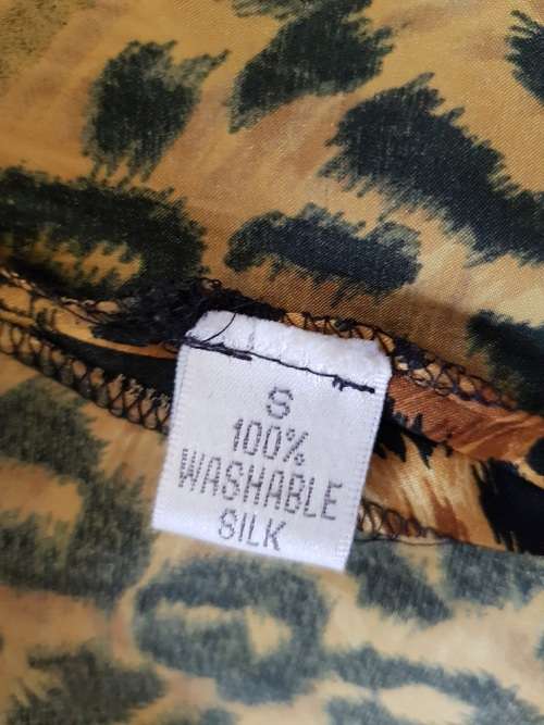100% Silk Blouse Animal Print Size Small