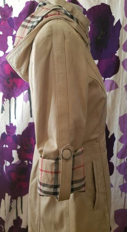 Genuine Leather Hooded jacket Size Small