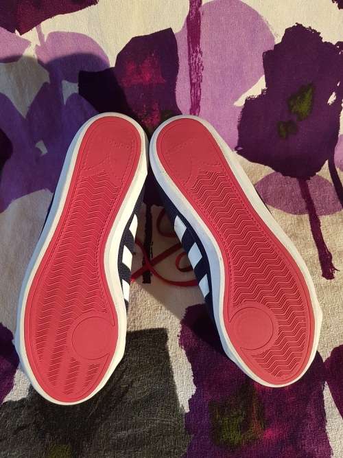 Adidas high tops size 4