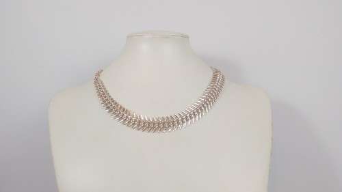 Fishbone design Eloxal Aluminium choker necklace