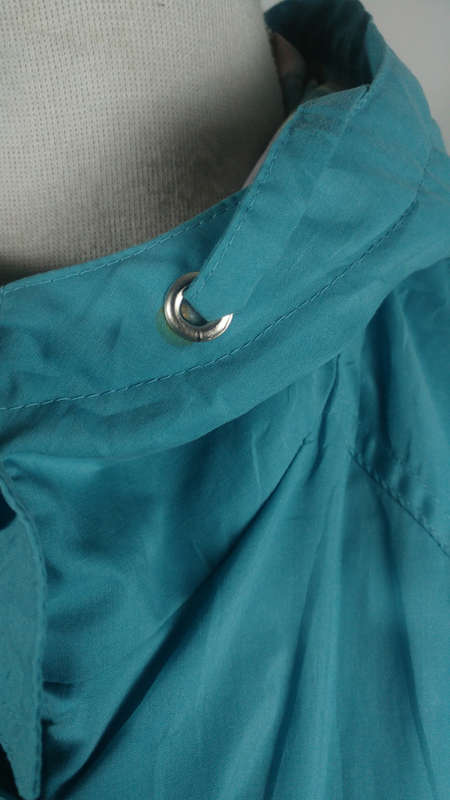 Vintage blue jacket with drawstring waist Size L