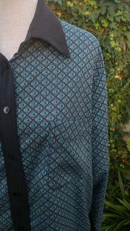 Ladies Patterned Green Blouse - Size 40