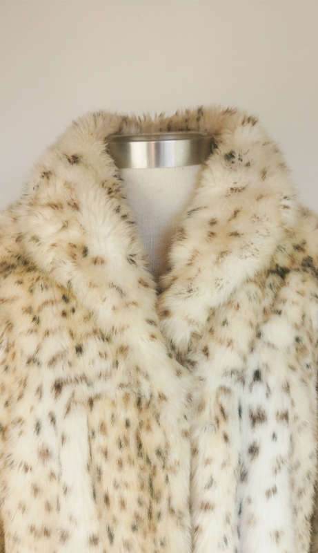 Vintage Snow Leopard Print Coat ( faux fur) by Astraka (London) - Size L