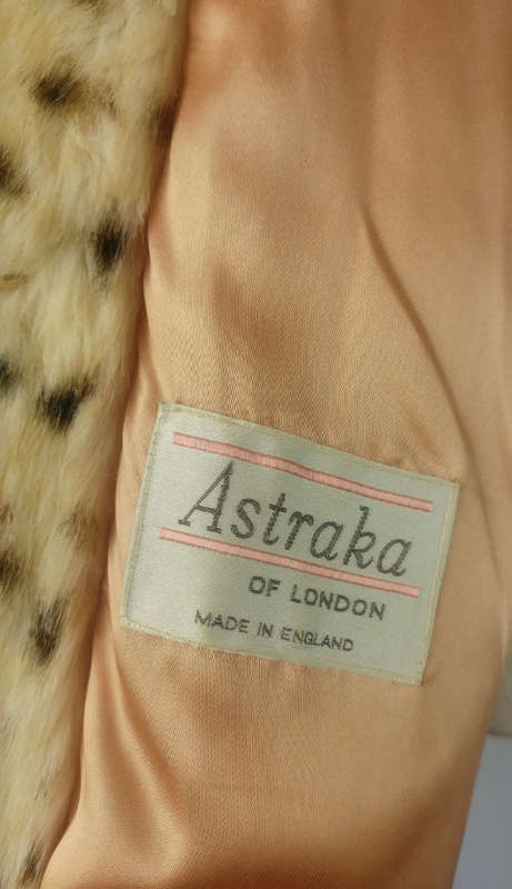Vintage Snow Leopard Print Coat ( faux fur) by Astraka (London) - Size L