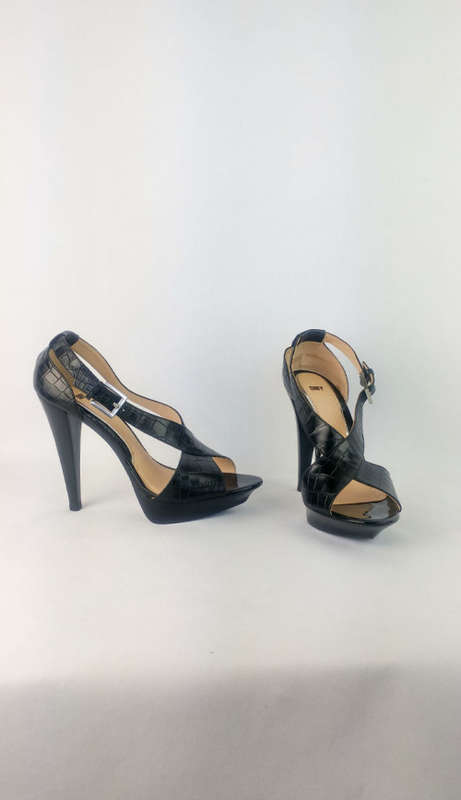 DILLY Black Leather Platform Heels - Size 6