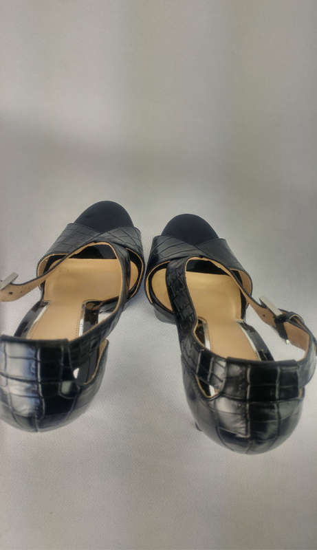 DILLY Black Leather Platform Heels - Size 6