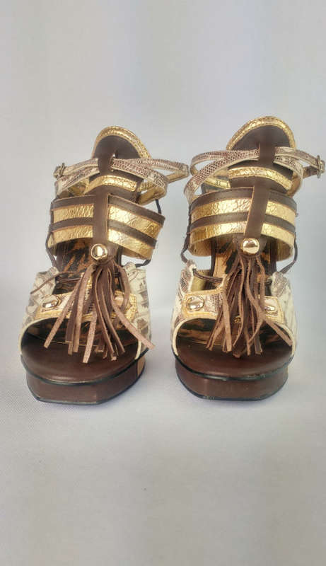 CARRANO Leather Gladiator Platform Sandal - Size 5