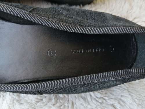 NEW Green Cross Black Flats - Size 8