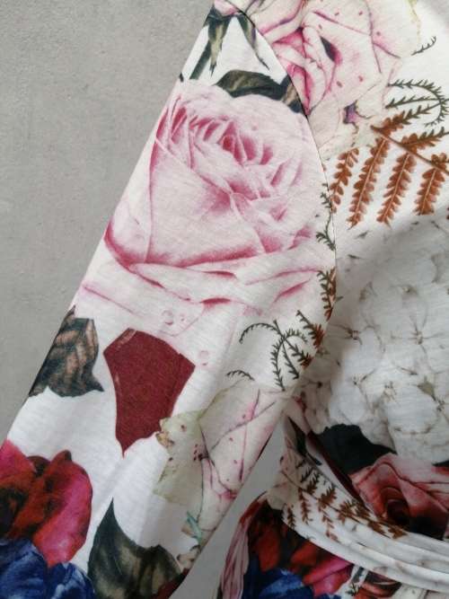 Roses Dressing Gown XL