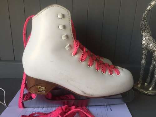 Ice Skates Size 5