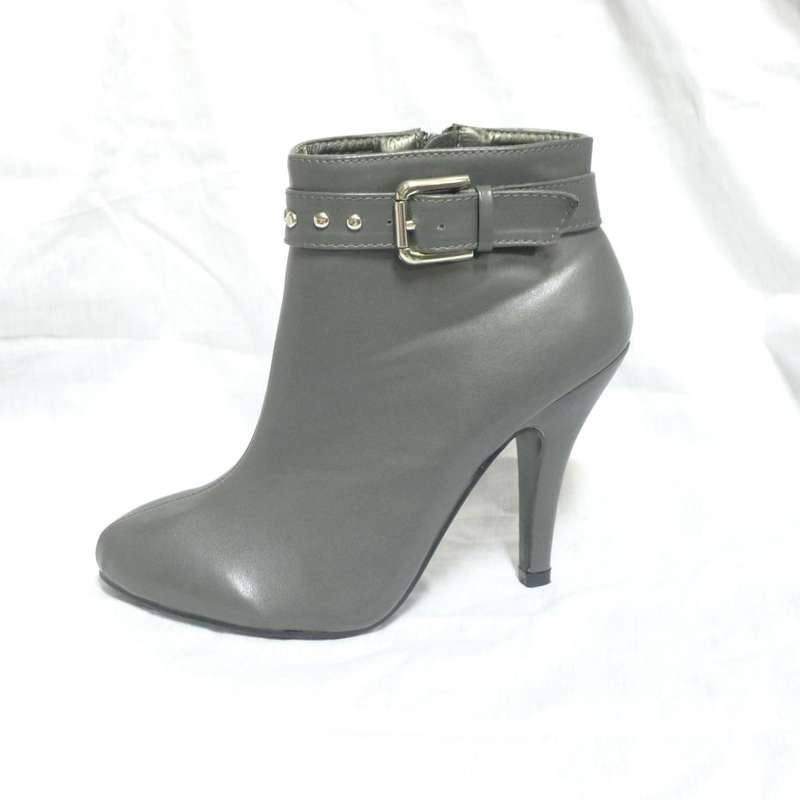Short Ladies Boots