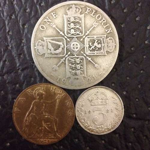 COLLECTION OF 3 GREAT BRITAIN 1921 COINS - FLORIN (2 SHILLING), THREEPENCE & FARTHING (QUARTER D)