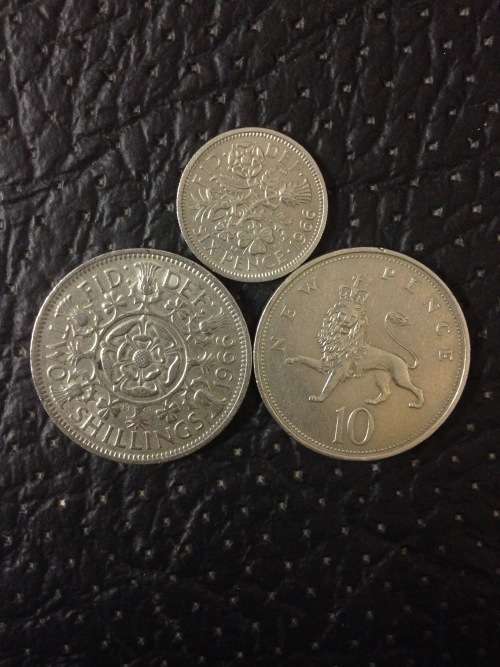 COLLECTION OF 3 NICKEL COINS - 1966 TWO SHILLING, 1969 10 NEW PENCE, 1966 SIXPENCE