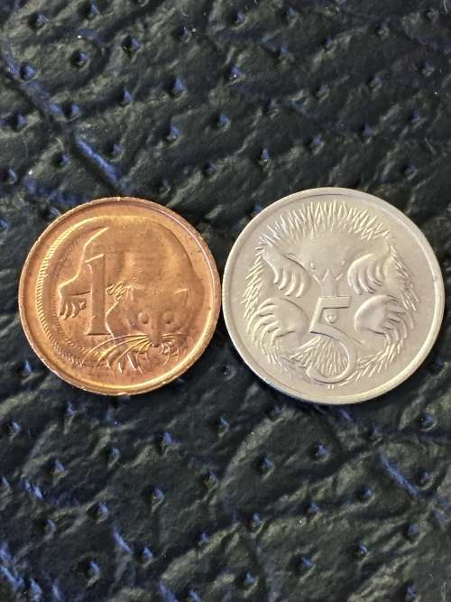 1983 AUSTRALIAN LOT ( 5 cent & 1 cent )