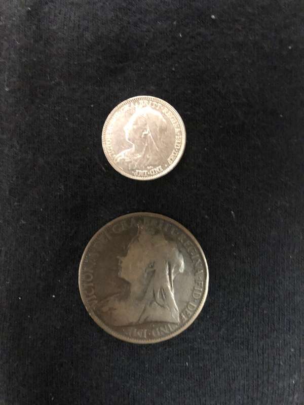 COLLECTION OF TWO ANTIQUE 1896 GREAT BRITAIN COINS - ONE PENNY (BRONZE) AND SIXPENCE (SILVER)