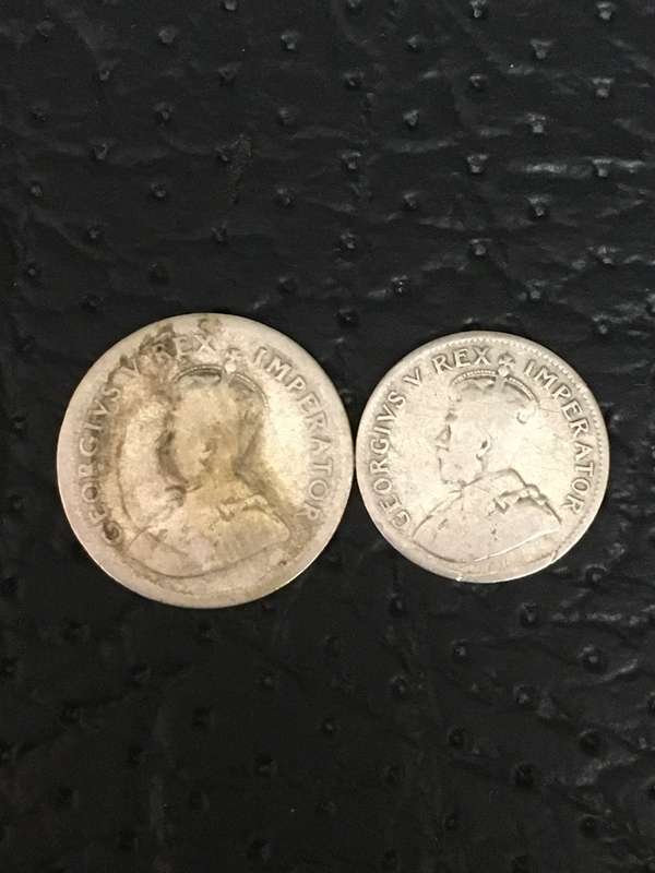 COLLECTION OF 2 UNION OF SOUTH AFRICA 1933 COINS (6D & 3D)