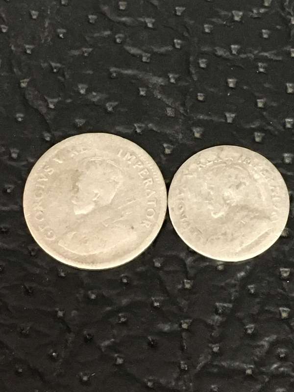 COLLECTION OF 2 UNION OF SOUTH AFRICA 1927 COINS (6D & 3D)