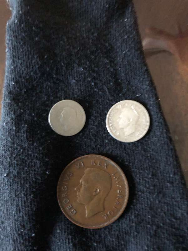 COLLECTION OF 3 UNION OF SOUTH AFRICA 1941 COINS (6D, 3D & 1D)
