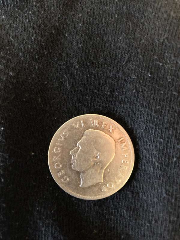 UNION OF SOUTH AFRICA 1942 HALF CROWN