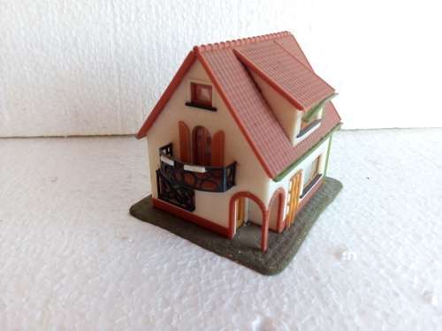 HO HOUSE